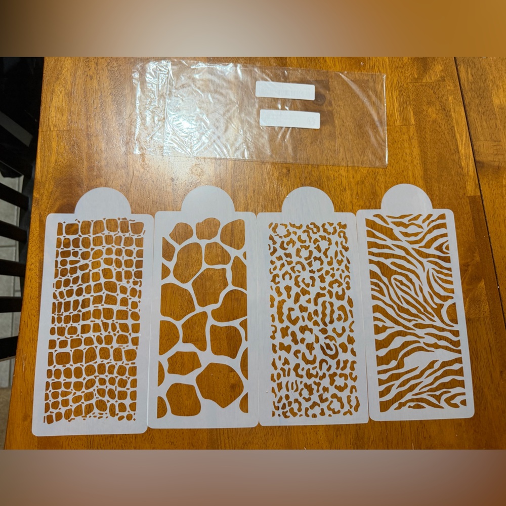 Cake Stencils-NWT - Picture 2 of 3